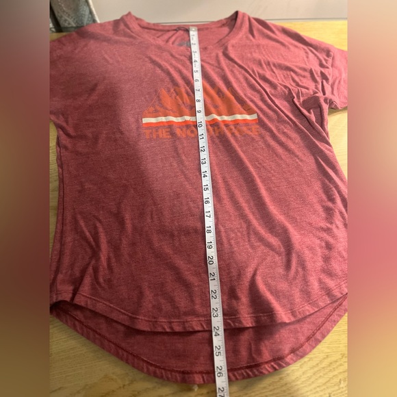 The North Face Heathered Maroon Graphic Long sleeved Shirt Top Sz L - Picture 9 of 10